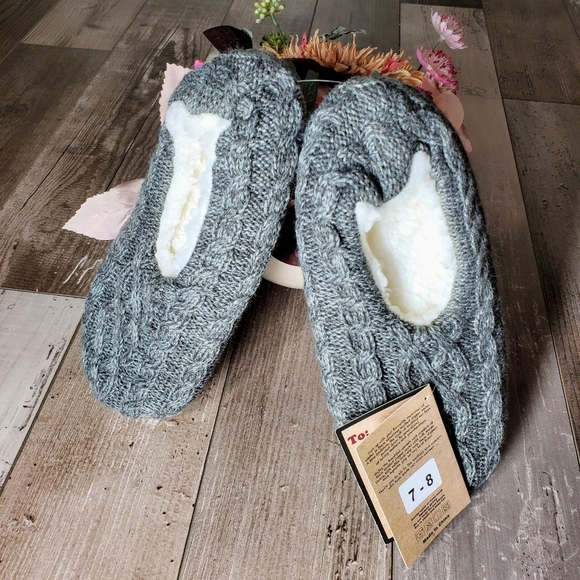 NWT Ladie's Sheepskin Soft Solid Color Cozy Knitted Slipper Socks Booties Sz 7-8 - Picture 9 of 12